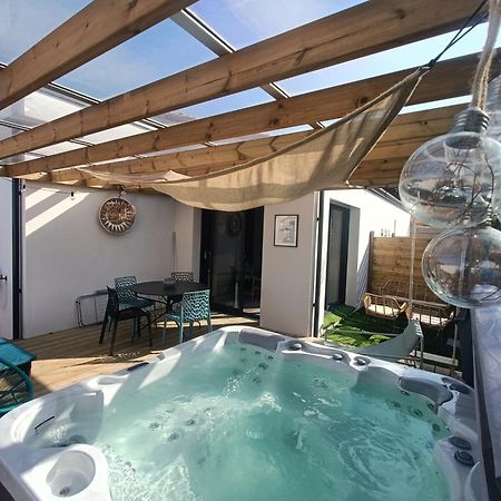 Apb Spa Locations Avec Jacuzzi Privatif Saint-Jean-de-Monts Buitenkant foto