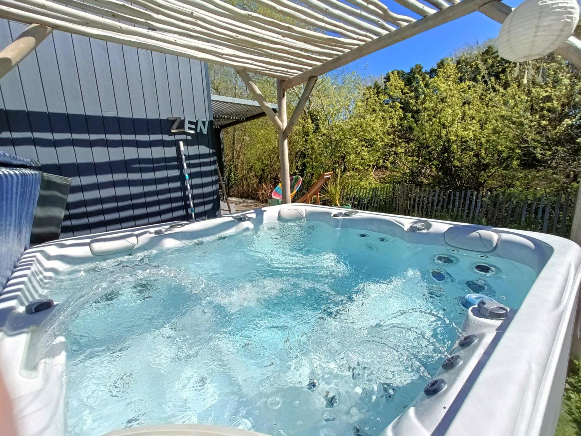Apb Spa Locations Avec Jacuzzi Privatif Saint-Jean-de-Monts Buitenkant foto